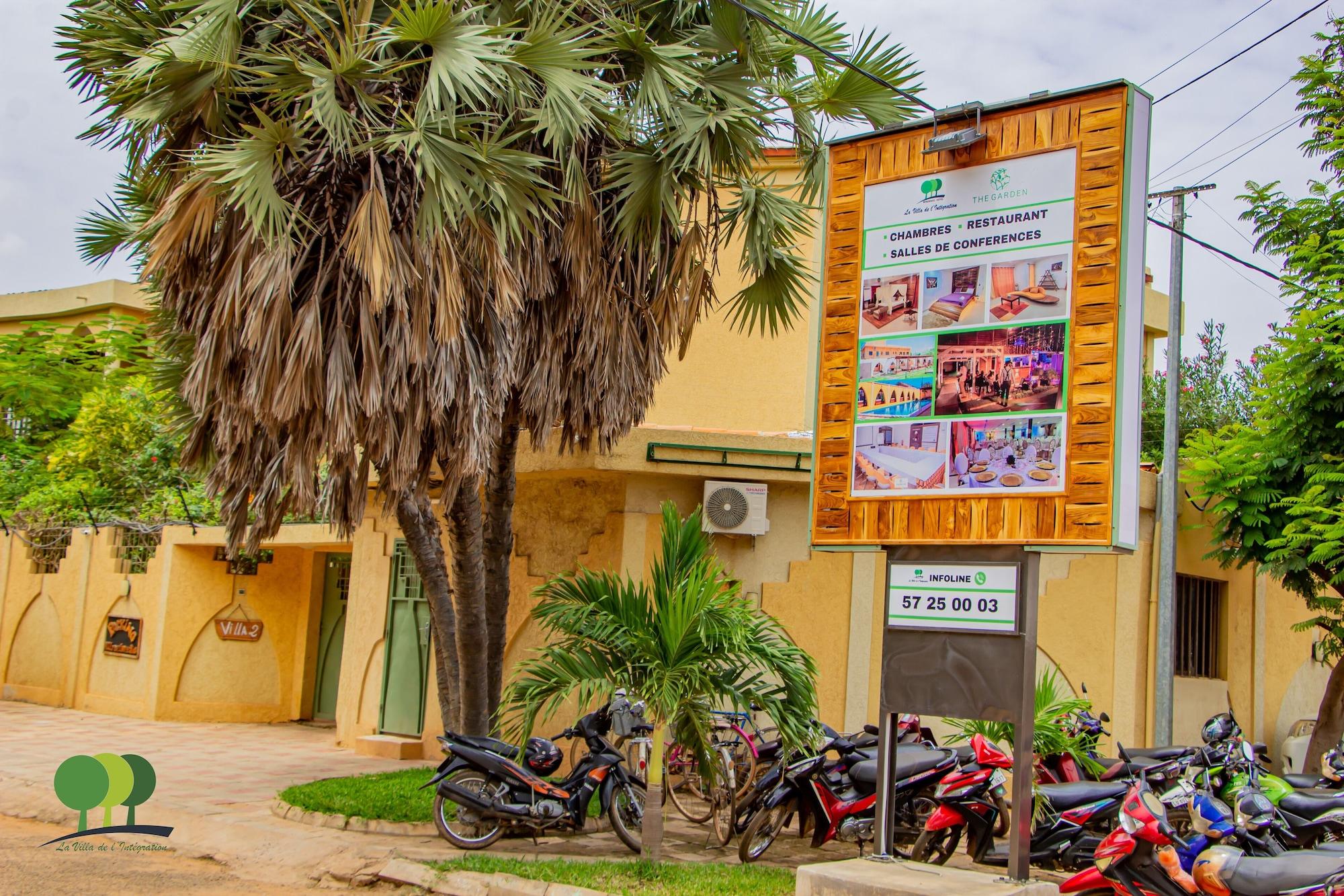 Vista Exterior Villa De l'Intégration