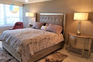 Arriendo temporal - Alexander 1701 2 Bedroom Apts by RedAwning