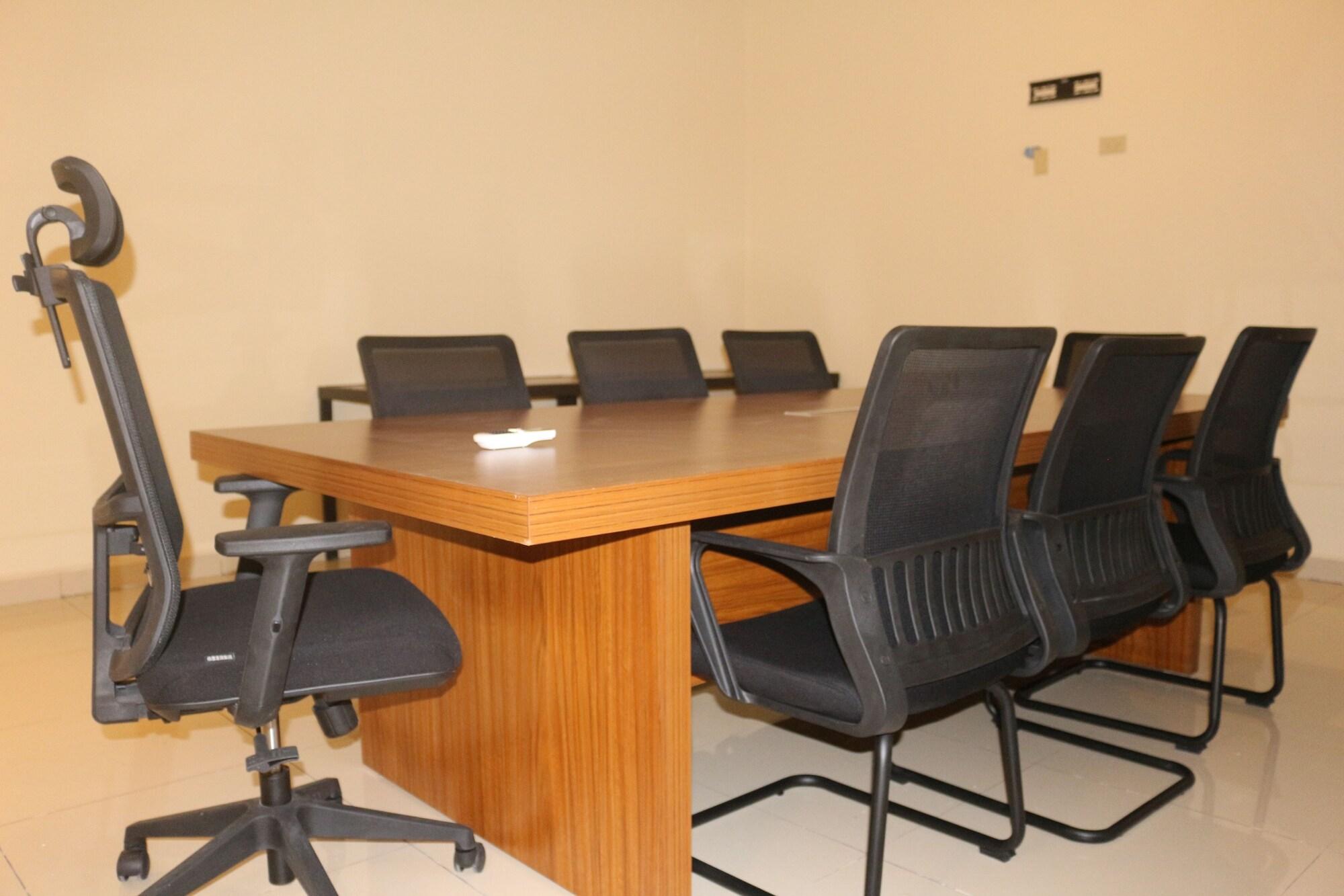 Sala de Reuniones Hotel F Sur Inn