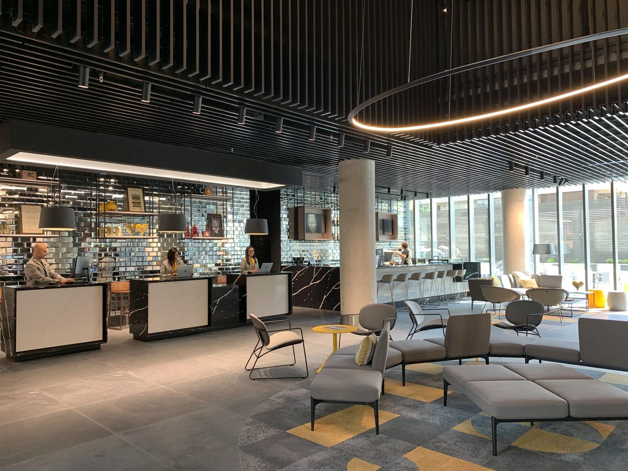 Vista Lobby Ola Santiago Providencia, Tapestry Collection by Hilton