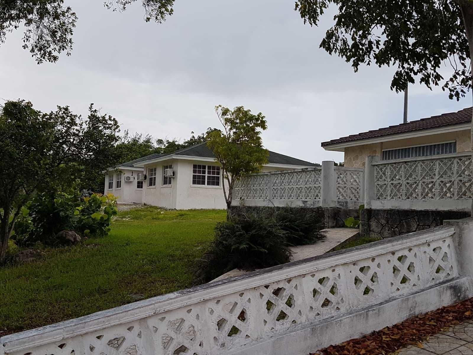 Varios Hill Top Suites