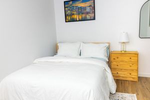 Alquiler Vacacional - Comfy 2BR Guest Suite in Leduc 12 Mins to YEG Airport