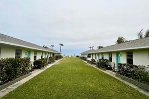 Alojamiento - Surf Studio Beach Resort