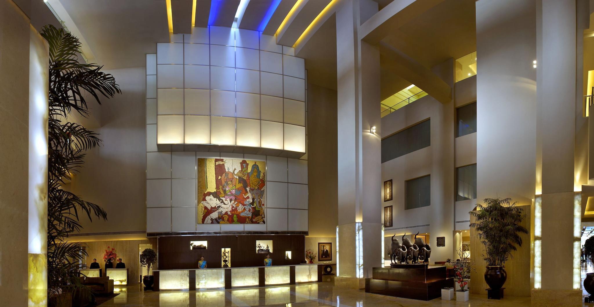 Vista Lobby The LaLiT New Delhi