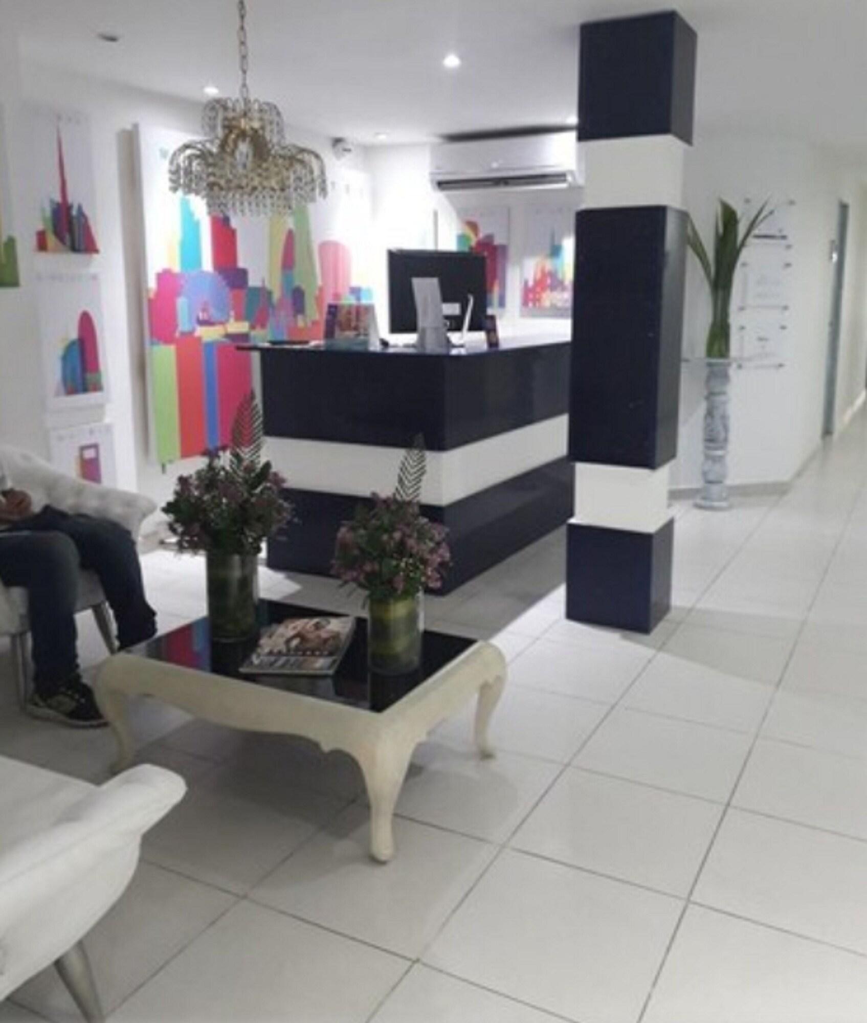 Comodidades del Alojamiento Mintaka Hotel  Lounge