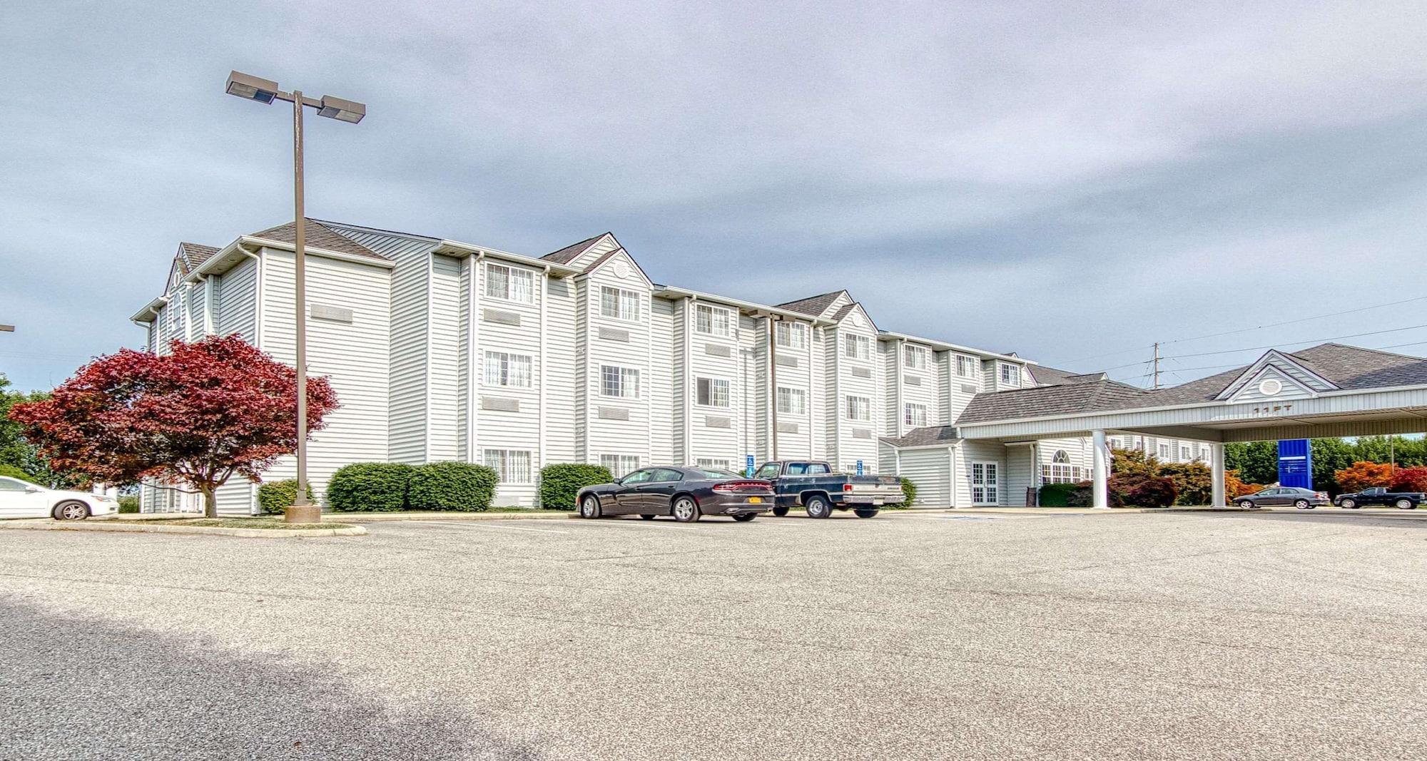 Vista Exterior SureStay Hotel by Best Western Christiansburg Blacksburg
