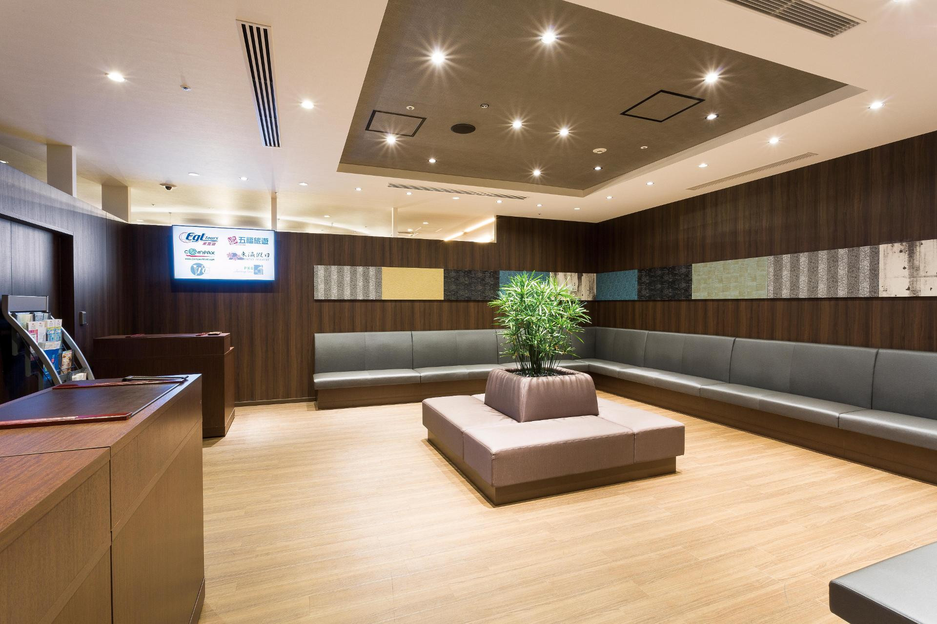 Vista Lobby Sunshine City Prince Hotel
