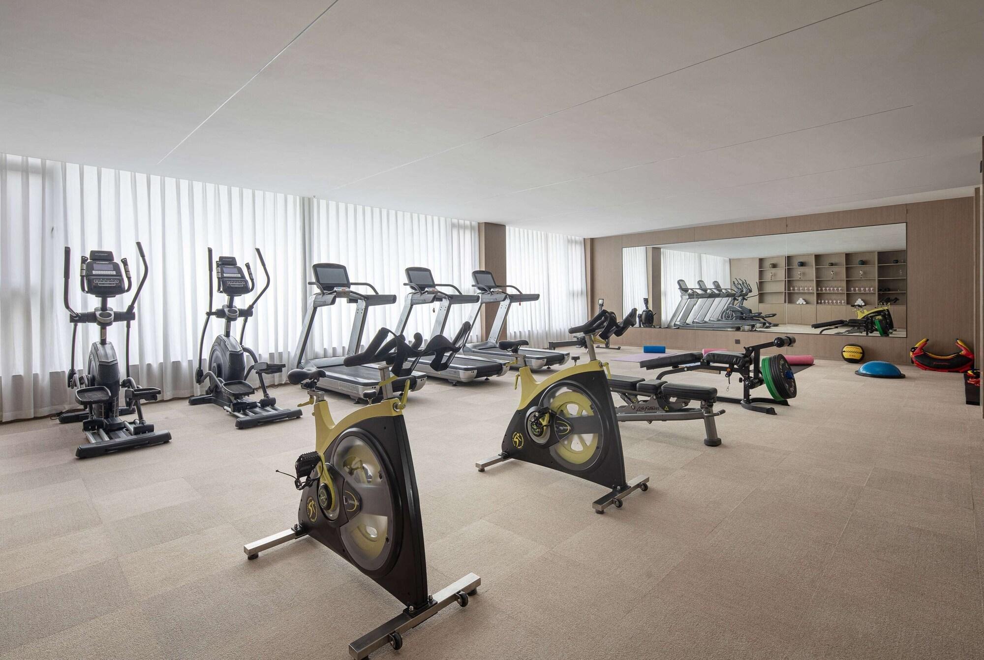 Gimnasio Ramada By Wyndham Qingdao Jiaodong International Airport
