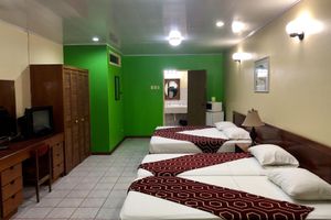 Alojamiento - Monique's Guesthouse