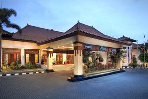 Alojamiento - Loman Park Hotel Yogyakarta