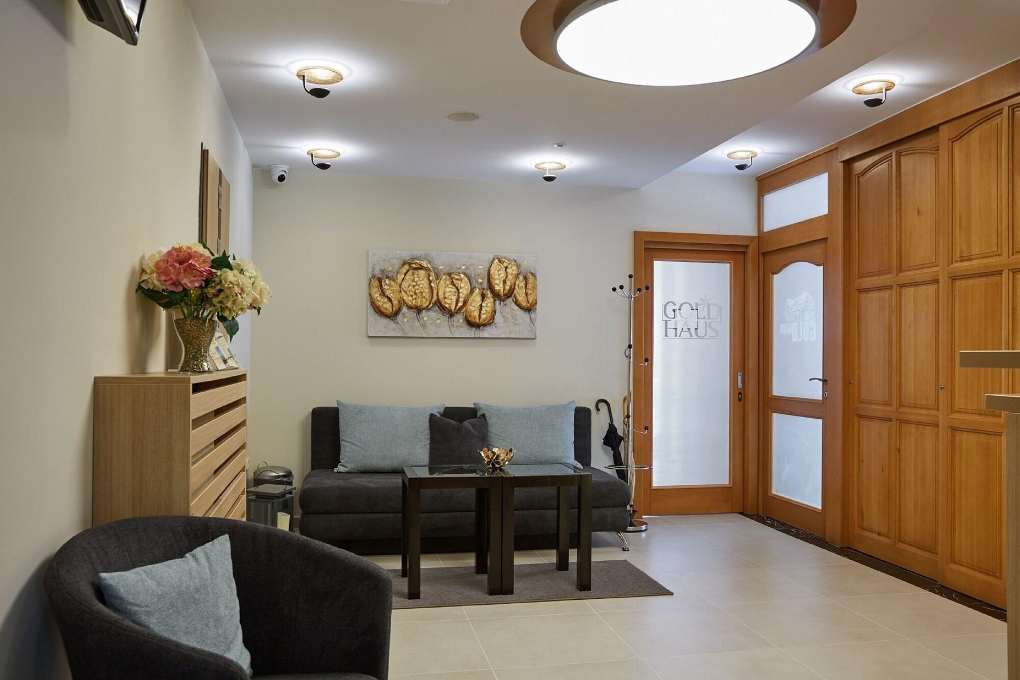 Vista Lobby Gold Haus Panzió