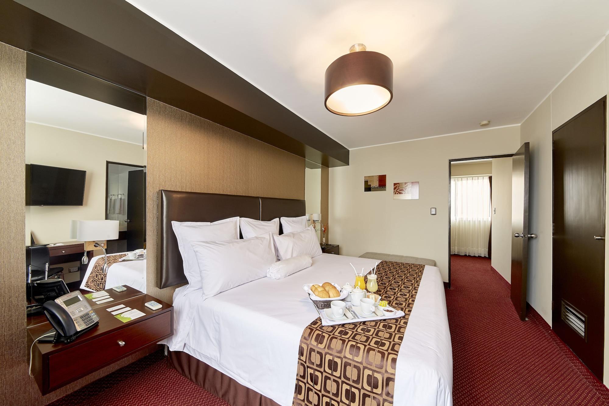 Habitación Hotel Carrera SAC