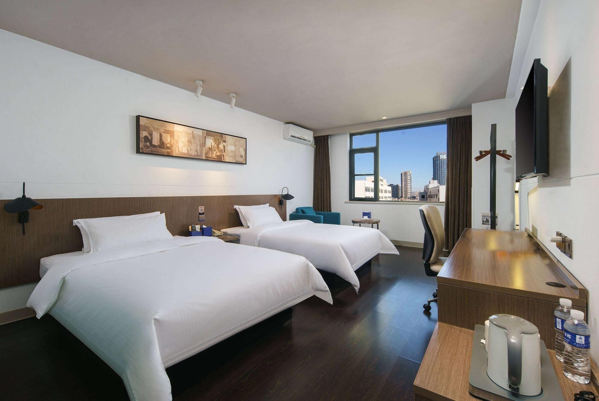 Varios Microtel by Wyndham Kunming City Center
