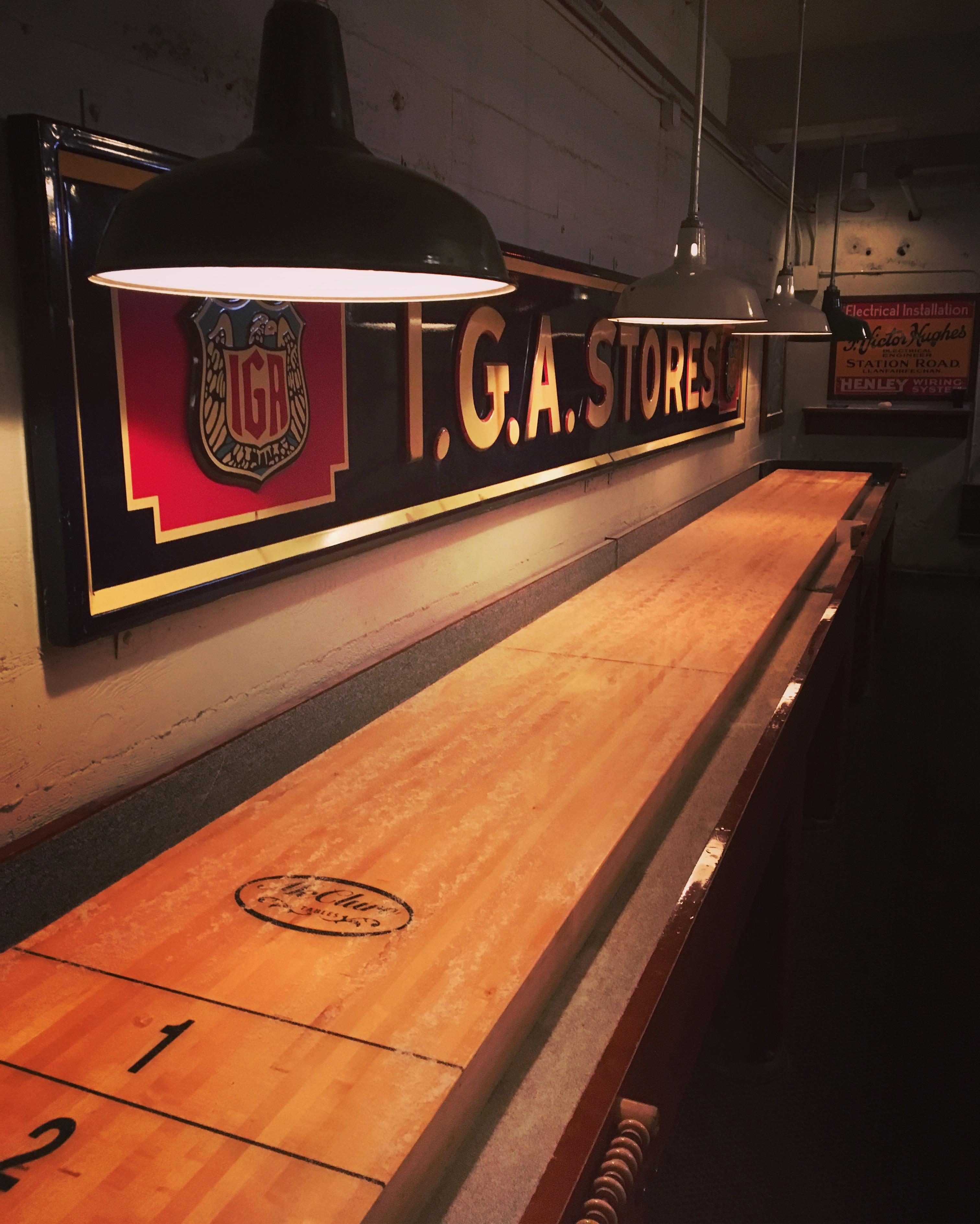 Bar/Salón McMenamins Kennedy School