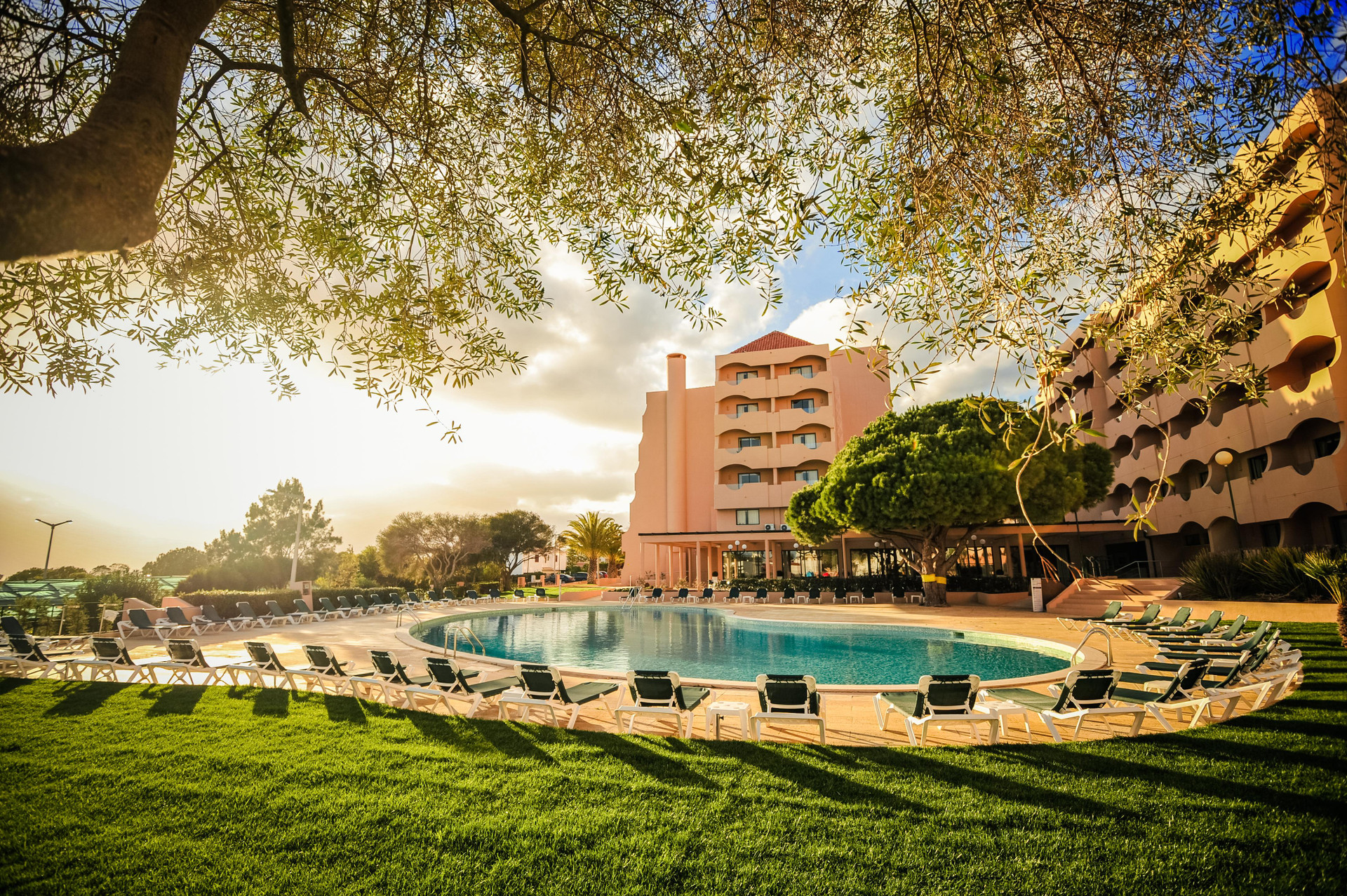 Vista Exterior Vila Gale Atlantico Resort Hotel