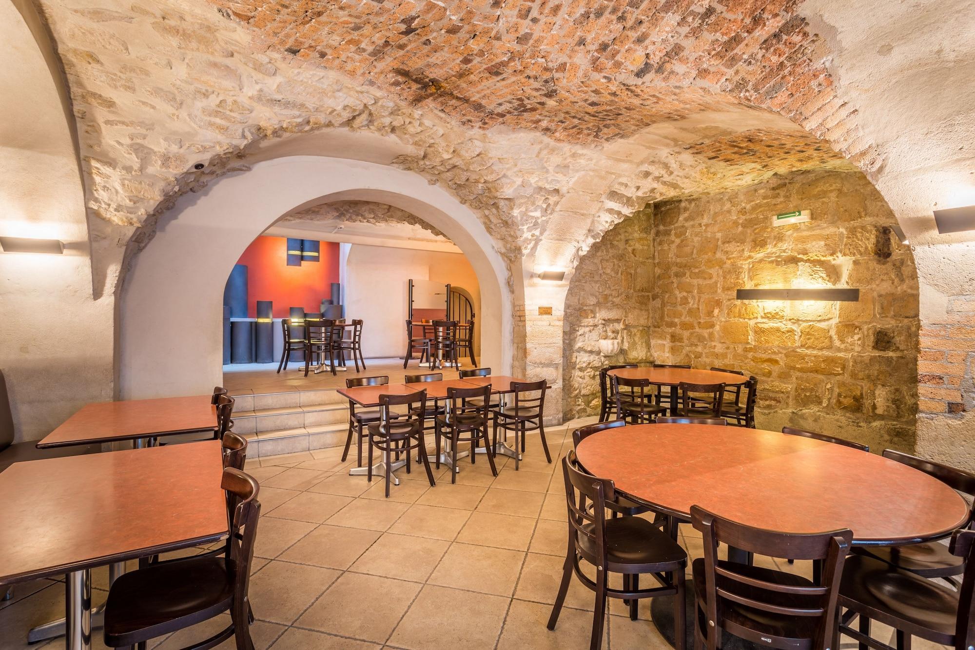 Restaurant MIJE Marais - Hostel