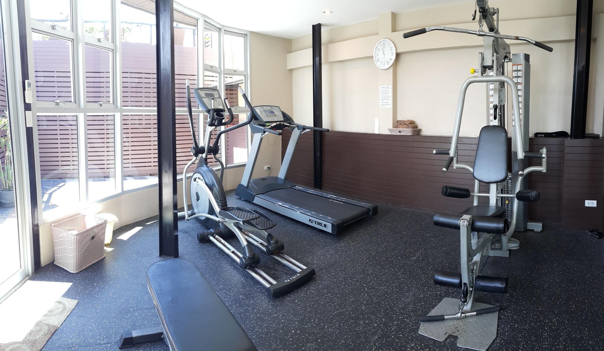 Gimnasio April Suites