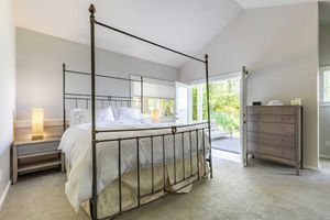 Alquiler Vacacional - Panoramic Saratoga Passage Views Elegant Whidbey Home by Avantstay