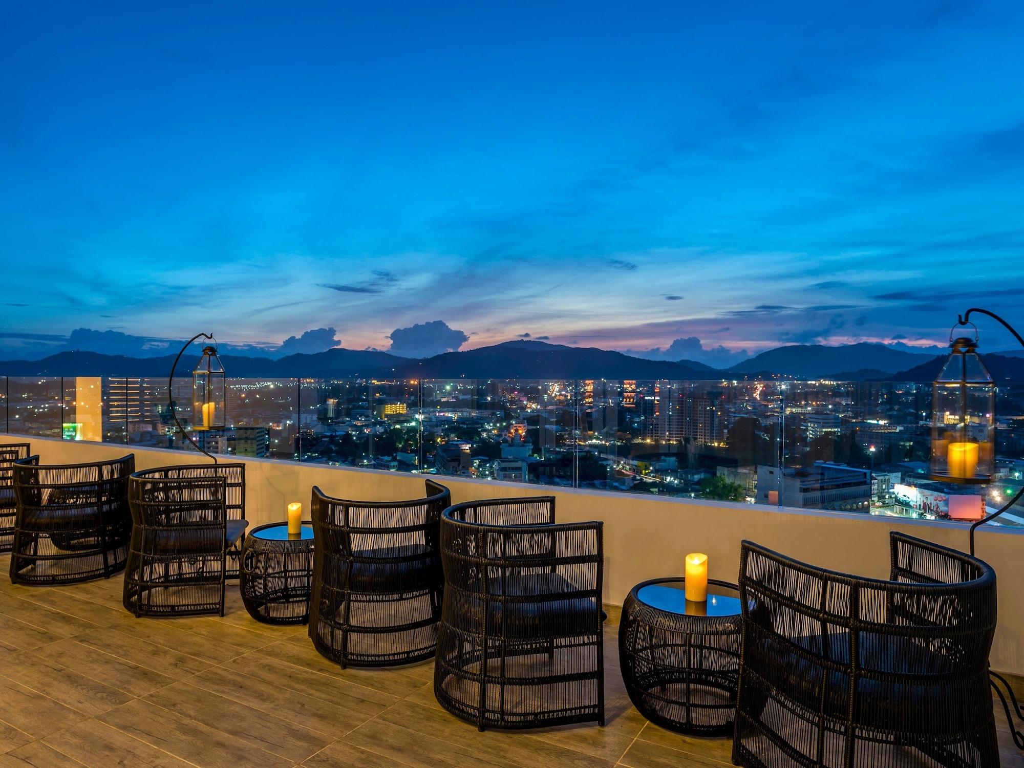 Restaurant Novotel Phuket City Phokeethra Hotel
