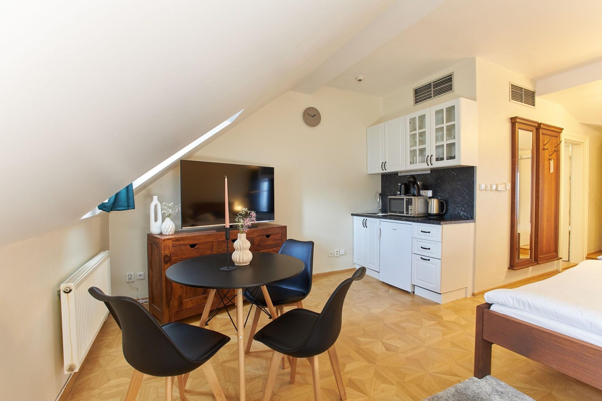 Equipamiento de Habitación River View Residence by Charles Bridge