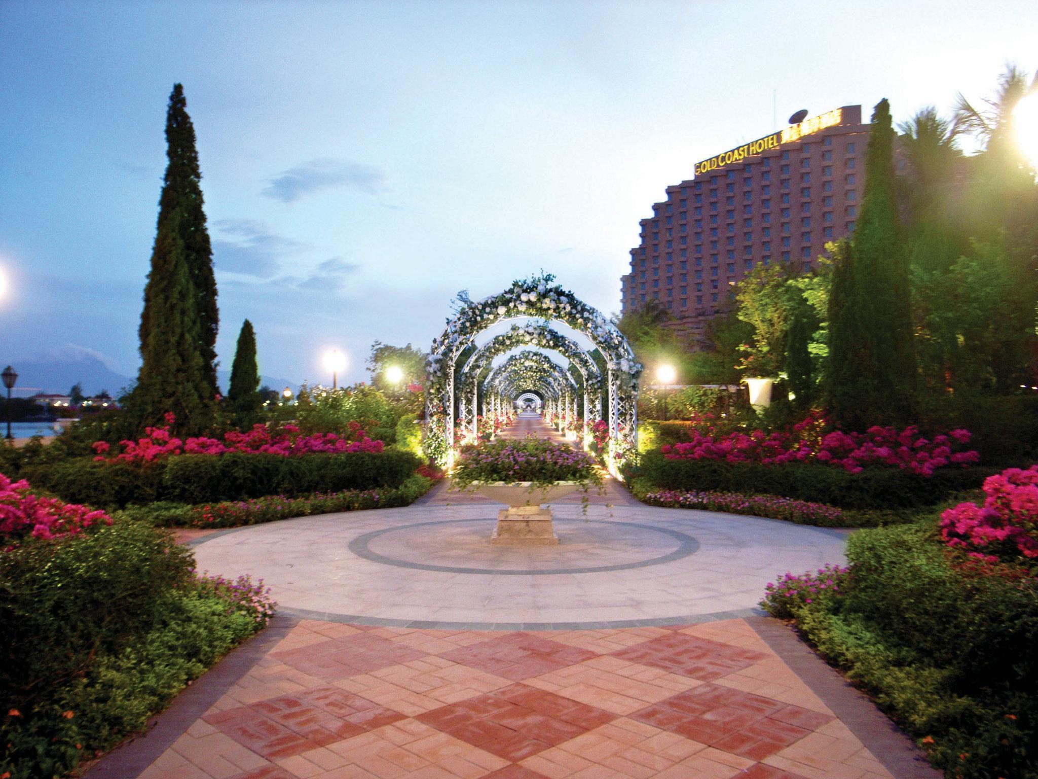 Vista Exterior Hong Kong Gold Coast Hotel