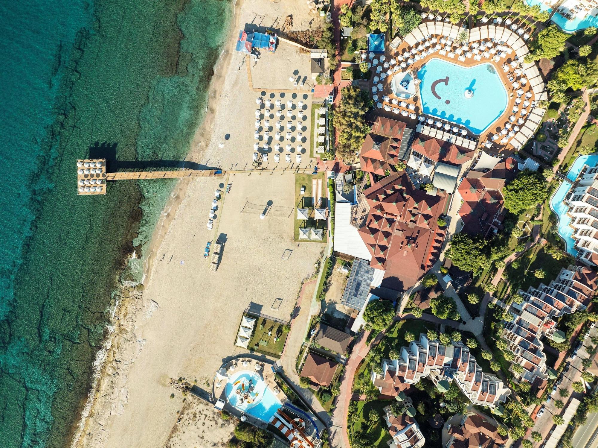 Vista Exterior TUI BLUE Pascha Bay