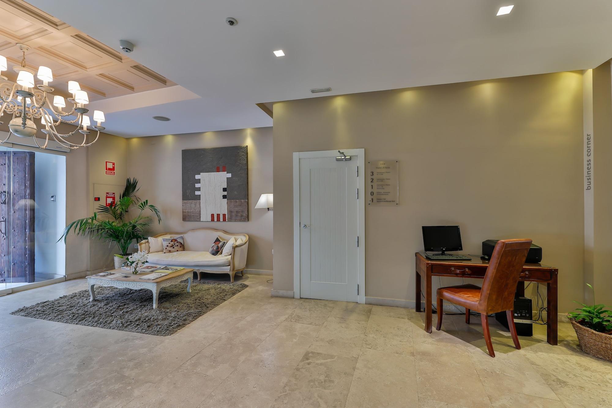 Vista Lobby Hotel Altora