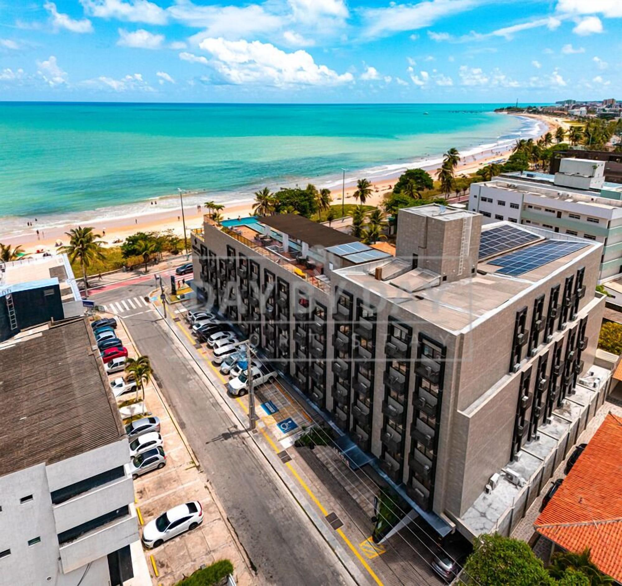 Vista Exterior Arpoar Suites By Day By Day