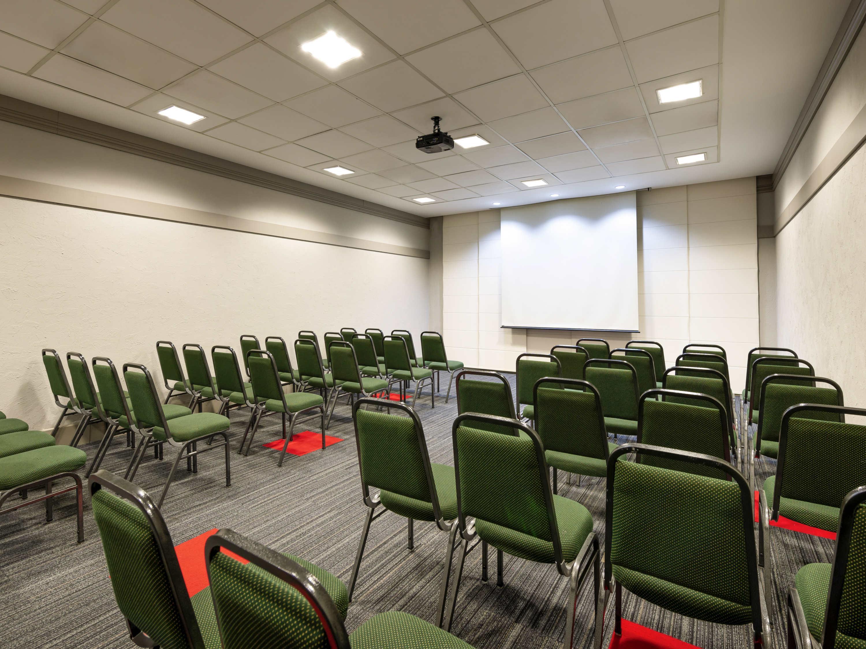 Sala de Reuniones ibis Sao Carlos