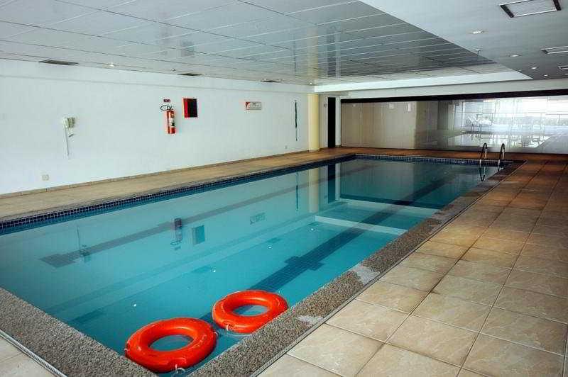 Vista Piscina Holiday Inn Parque Anhembi