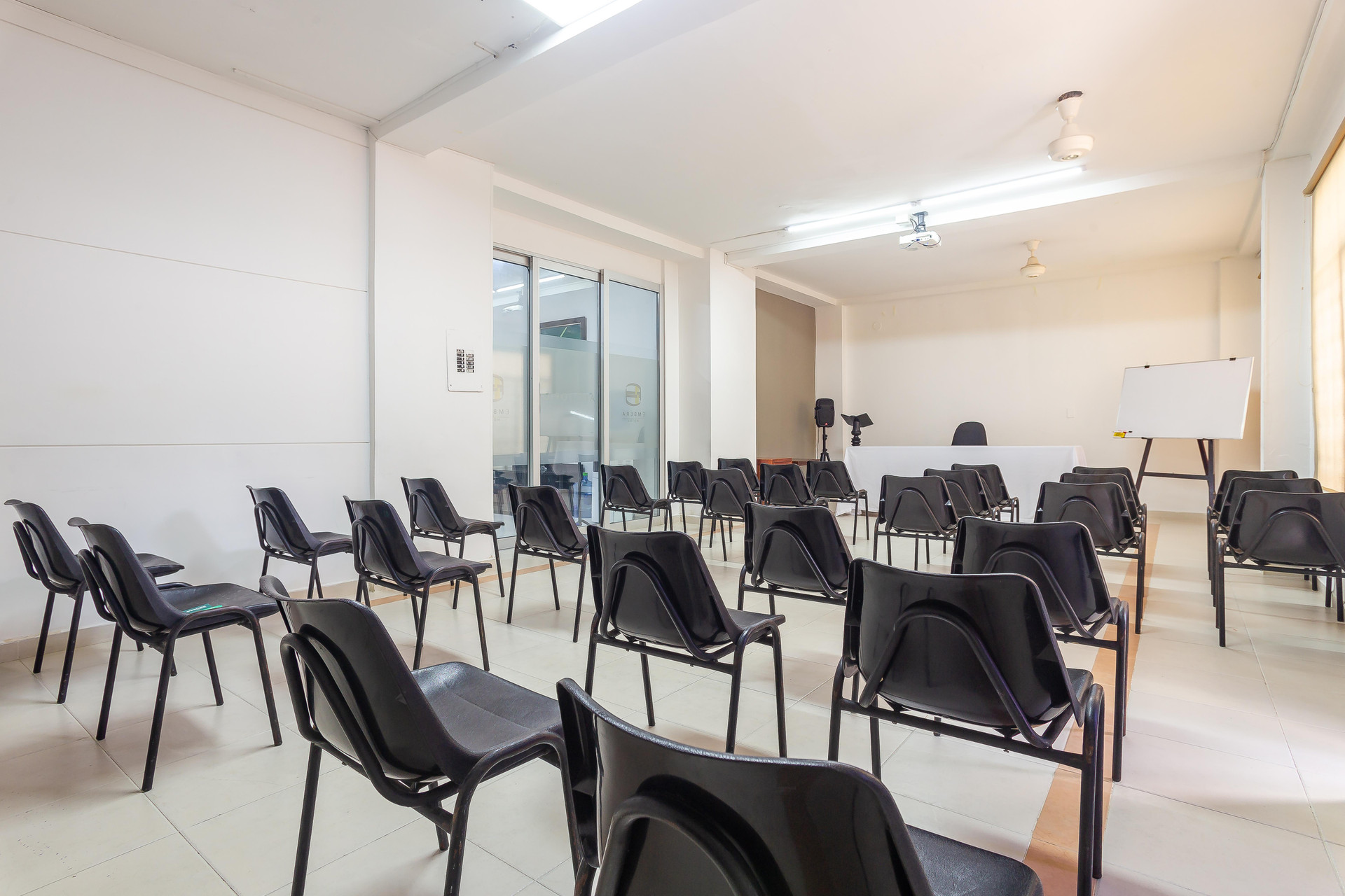 Sala de Reuniones Ayenda Emberá