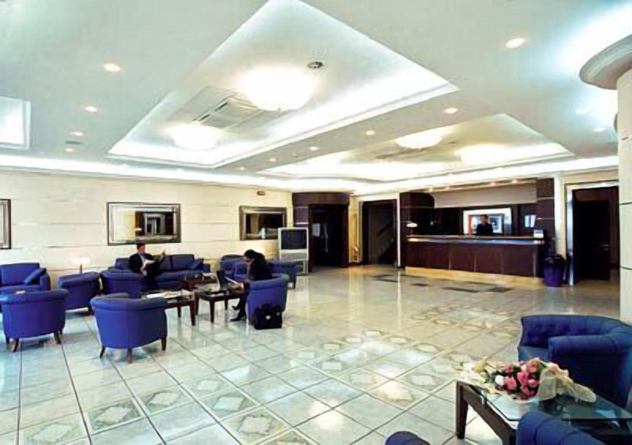 Vista Lobby Hotel Gli Dei