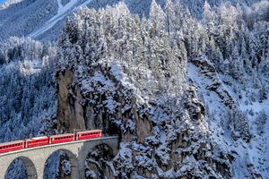 Actividad - Alpes Suizos y St. Moritz en tren