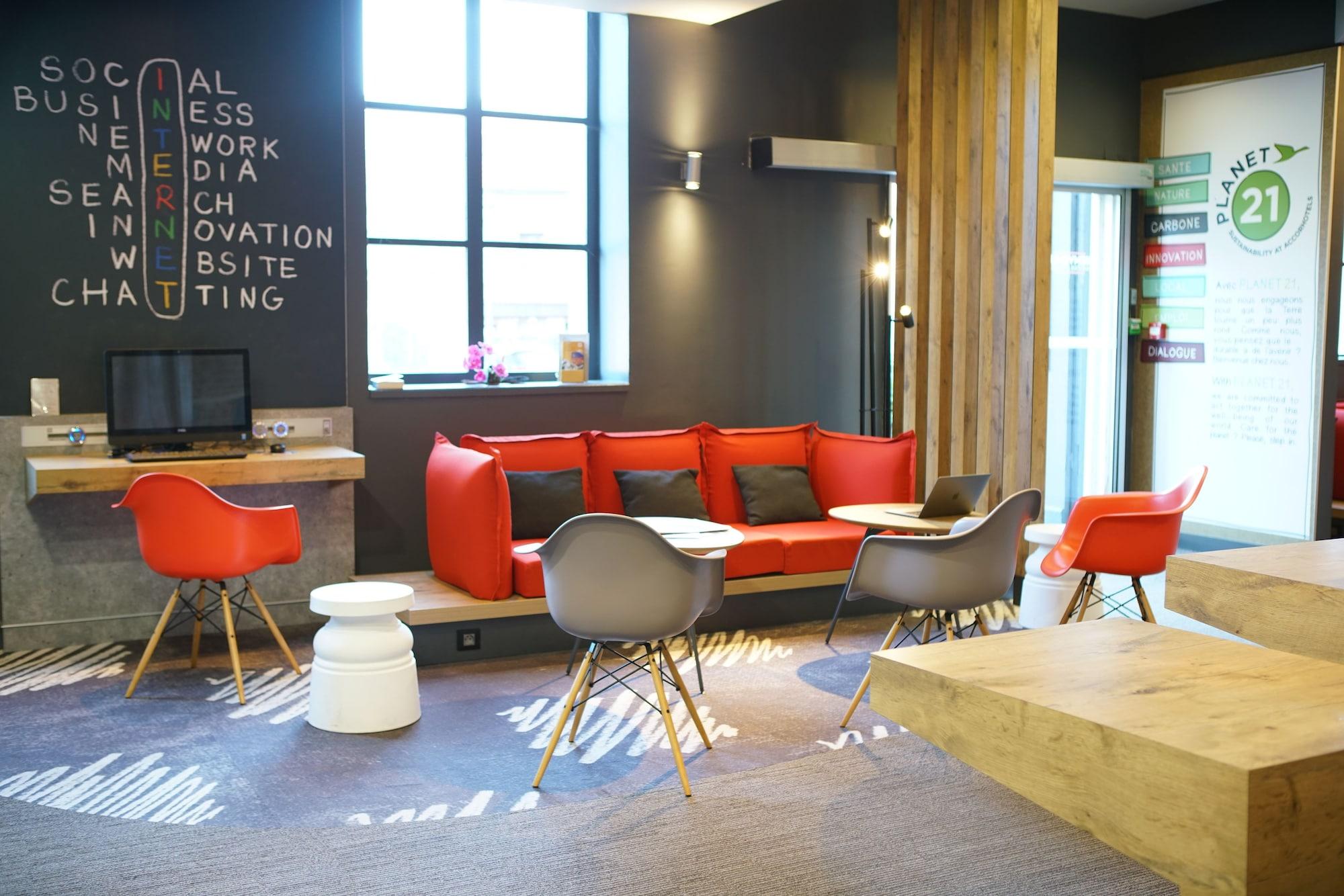 Vista Lobby ibis Douai Centre