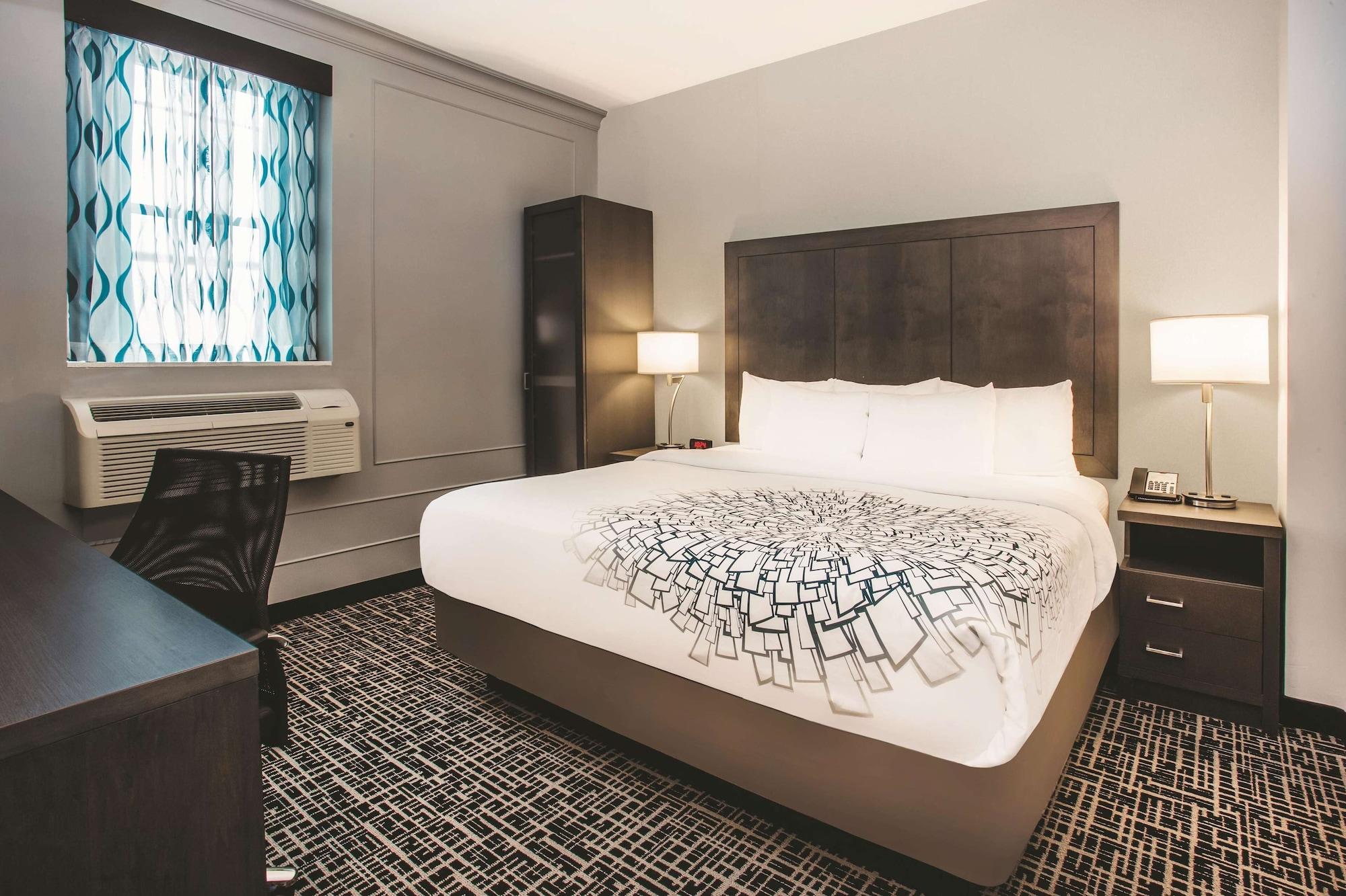 Habitación La Quinta Inn & Suites by Wyndham Baltimore Downtown