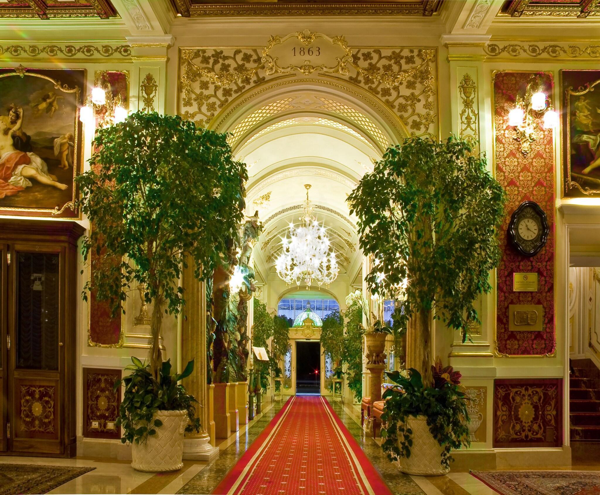 Vista Lobby Grand Hotel Des Iles Borromees