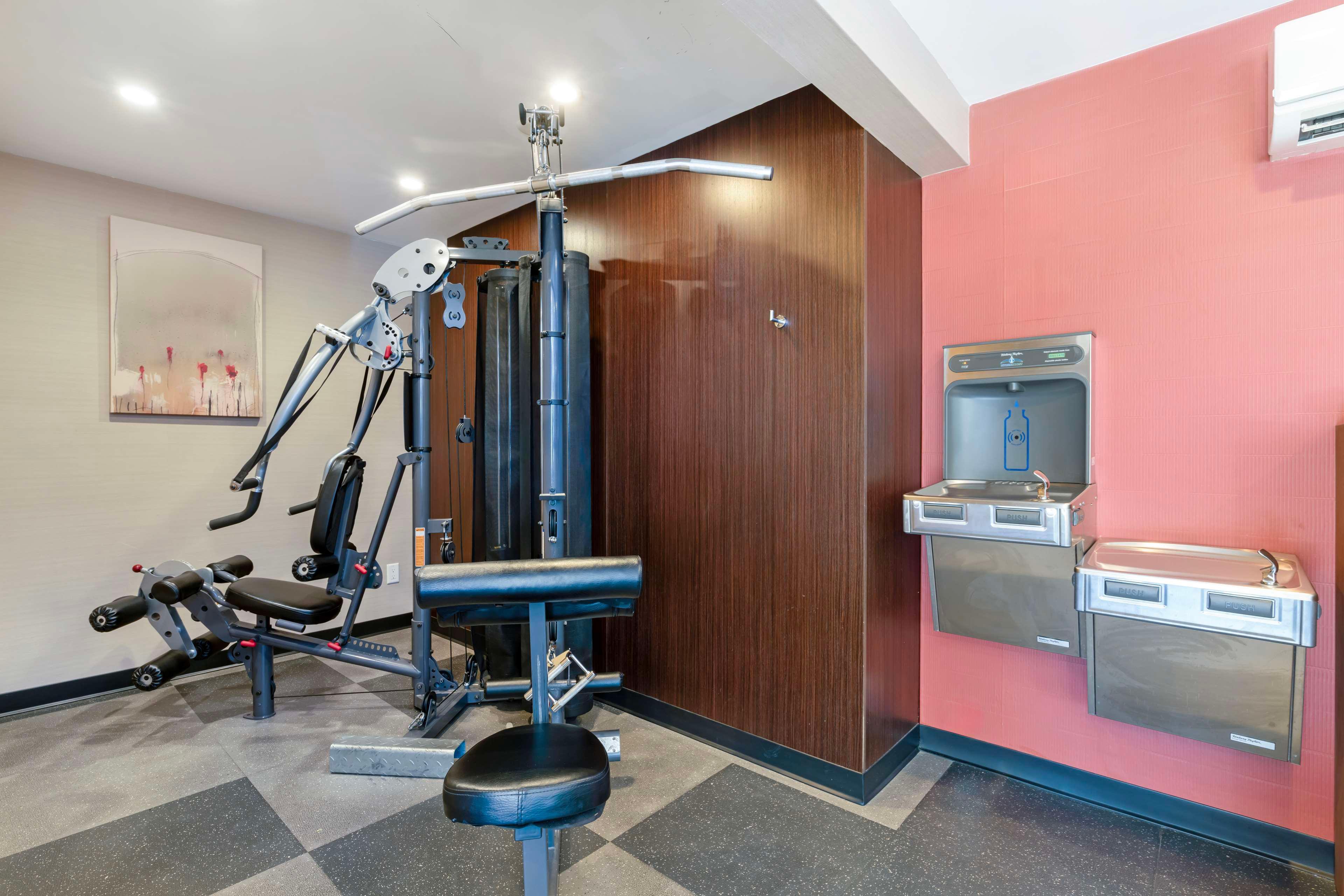 Gimnasio Best Western Plus Burnaby Hotel