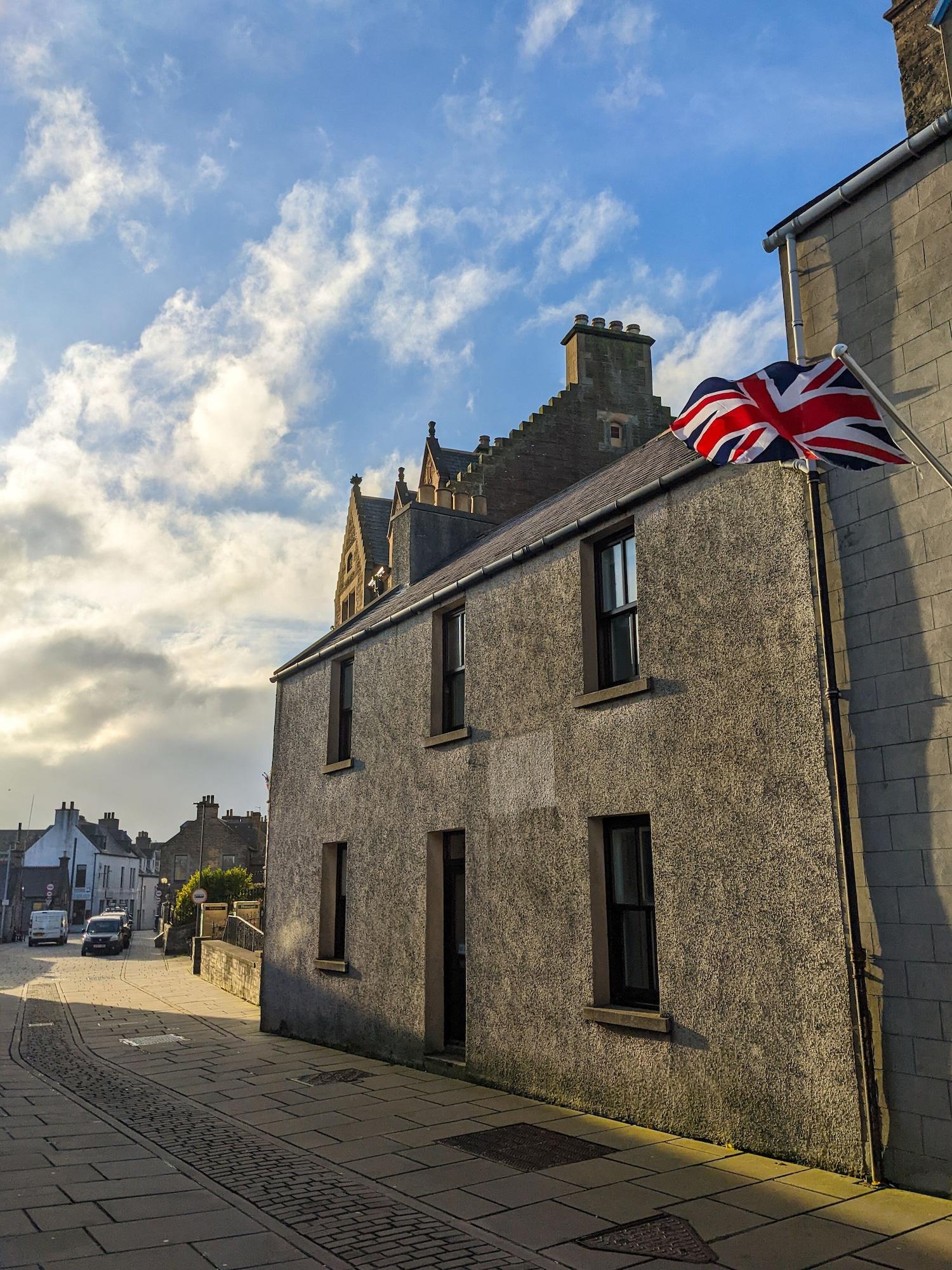Vista Exterior Ferry Inn Stromness