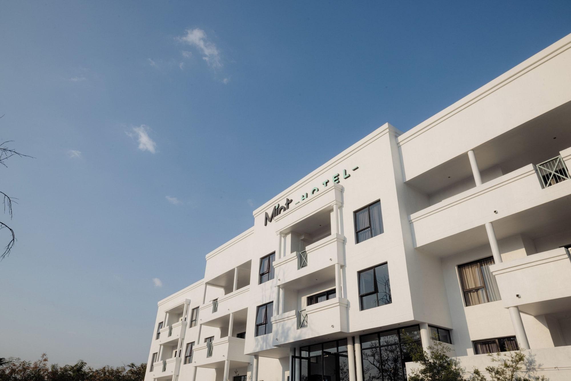 Varios Mint Hotel Sandhurst