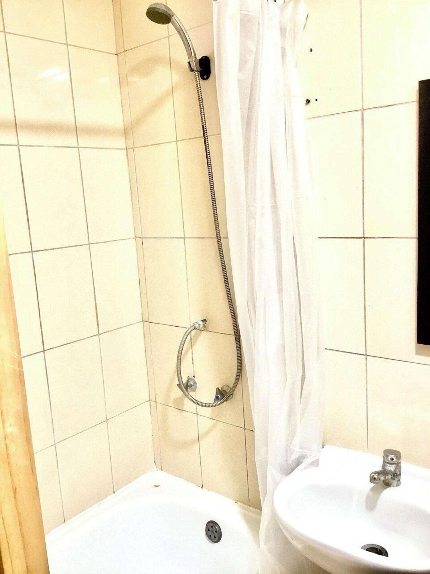 Equipamiento de Habitación edificio catedral