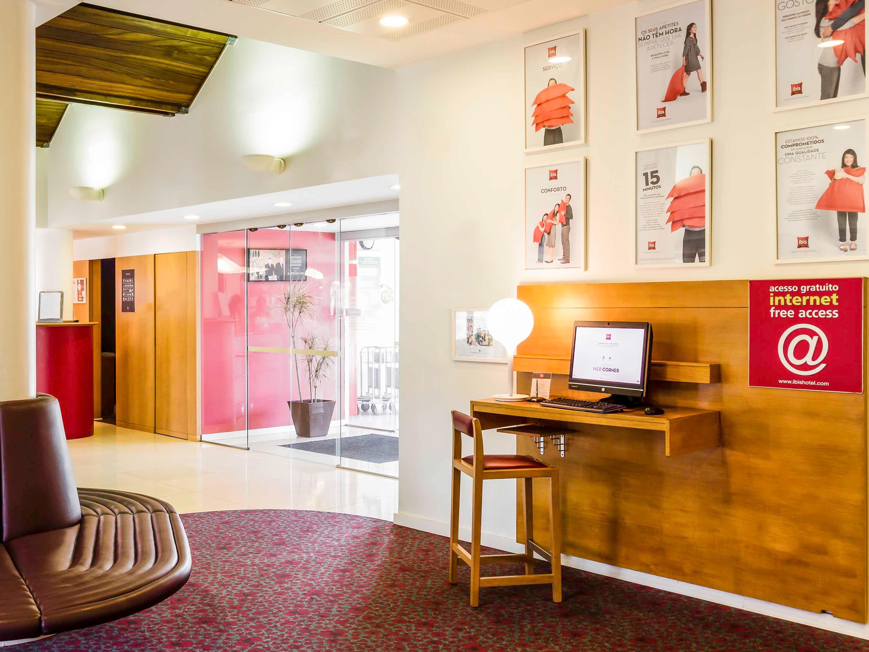 Vista Lobby ibis Setubal