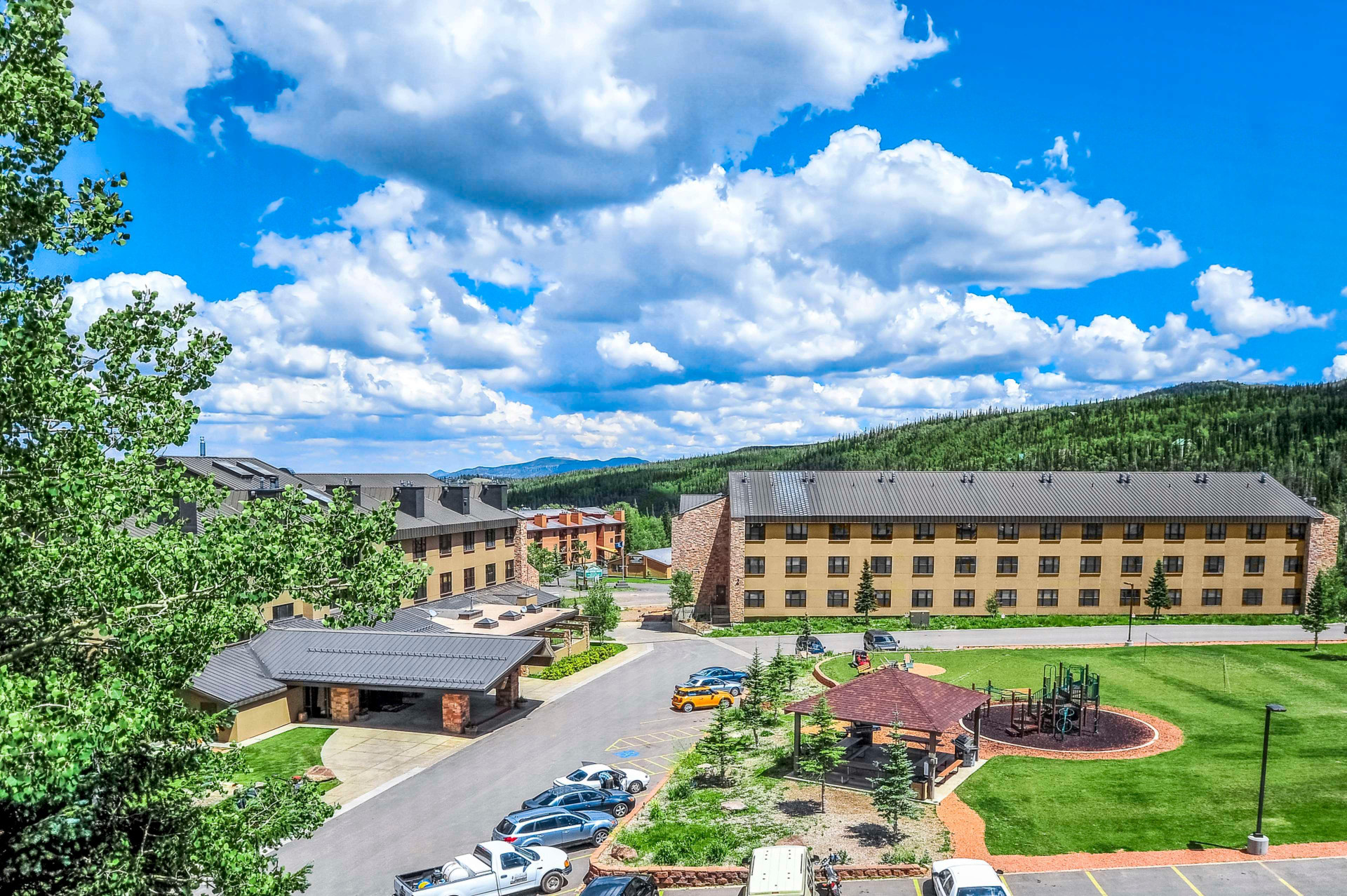 Vista Exterior Hilton Vacation Club Cedar Breaks Brian Head