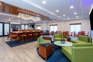 Alojamiento - Holiday Inn Express & Suites, International Drive by IHG