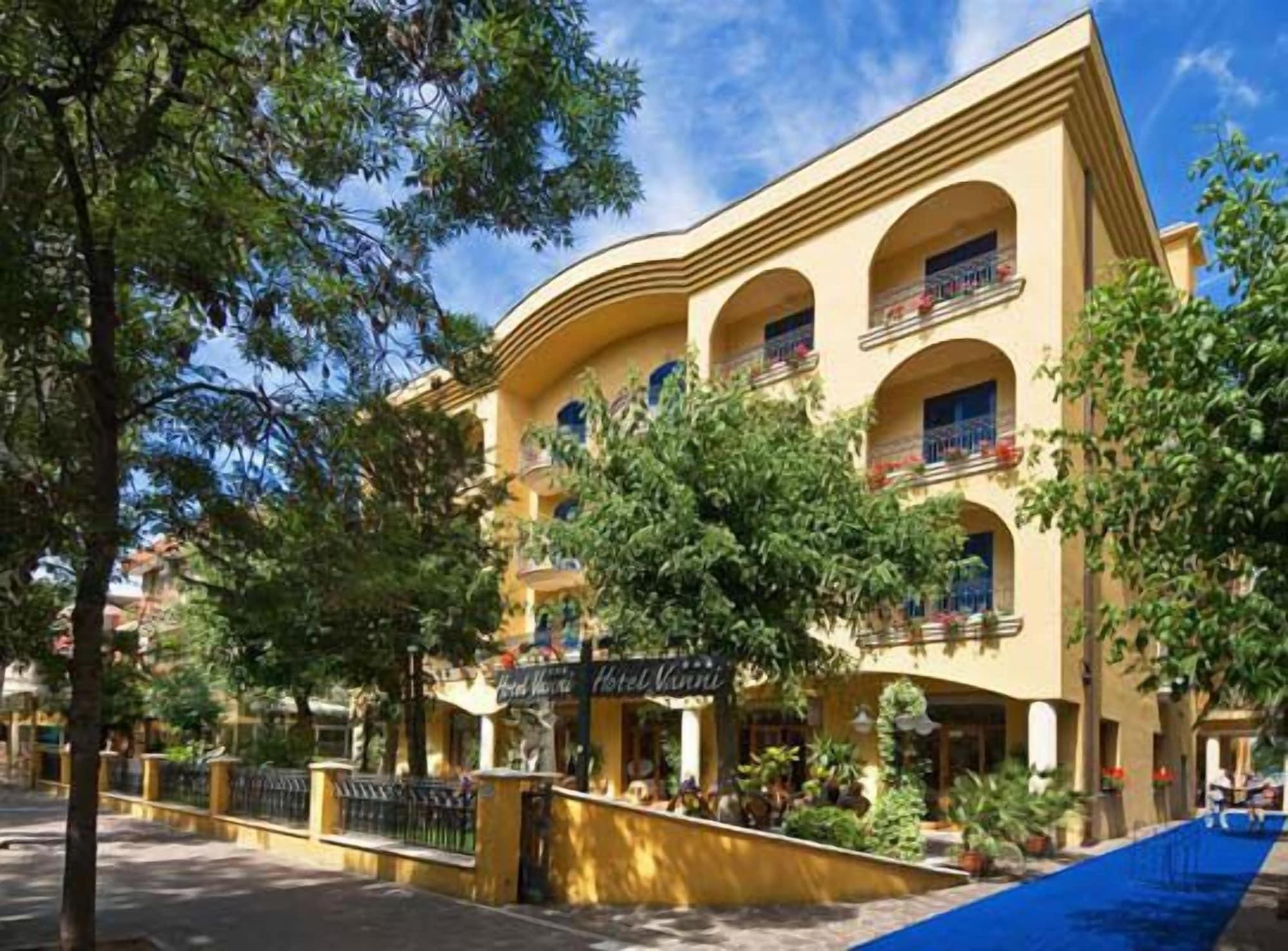 Vista Exterior Hotel Vanni
