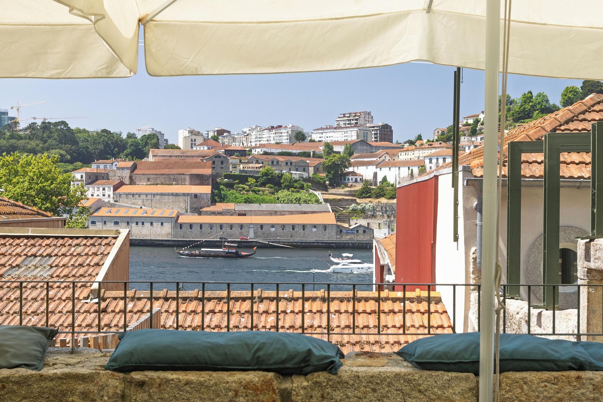 Vista Exterior Porta Nobre Boutique Hotel by Aspasios