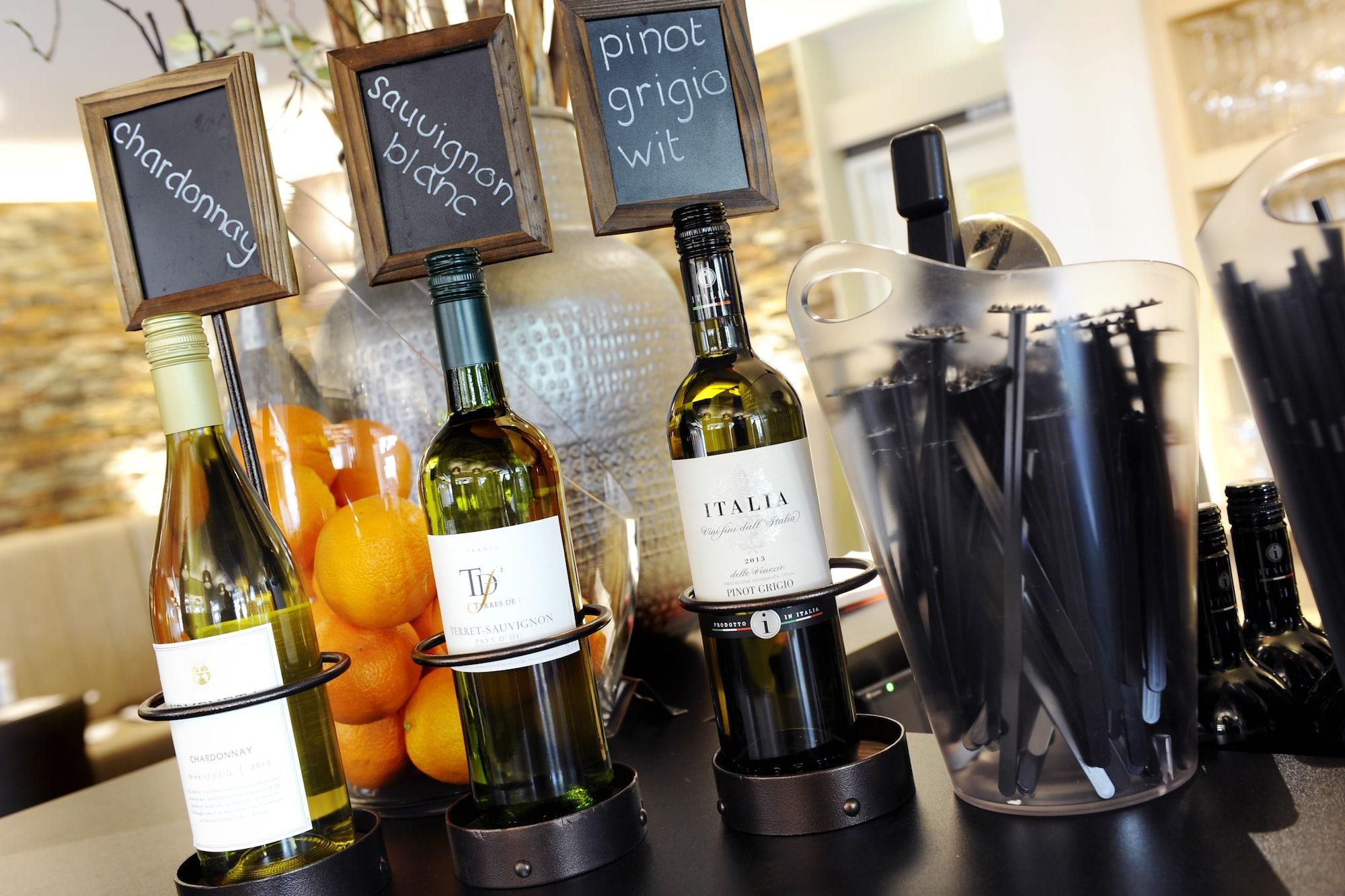 Bar/Salón Hotel-Restaurant Thuis!