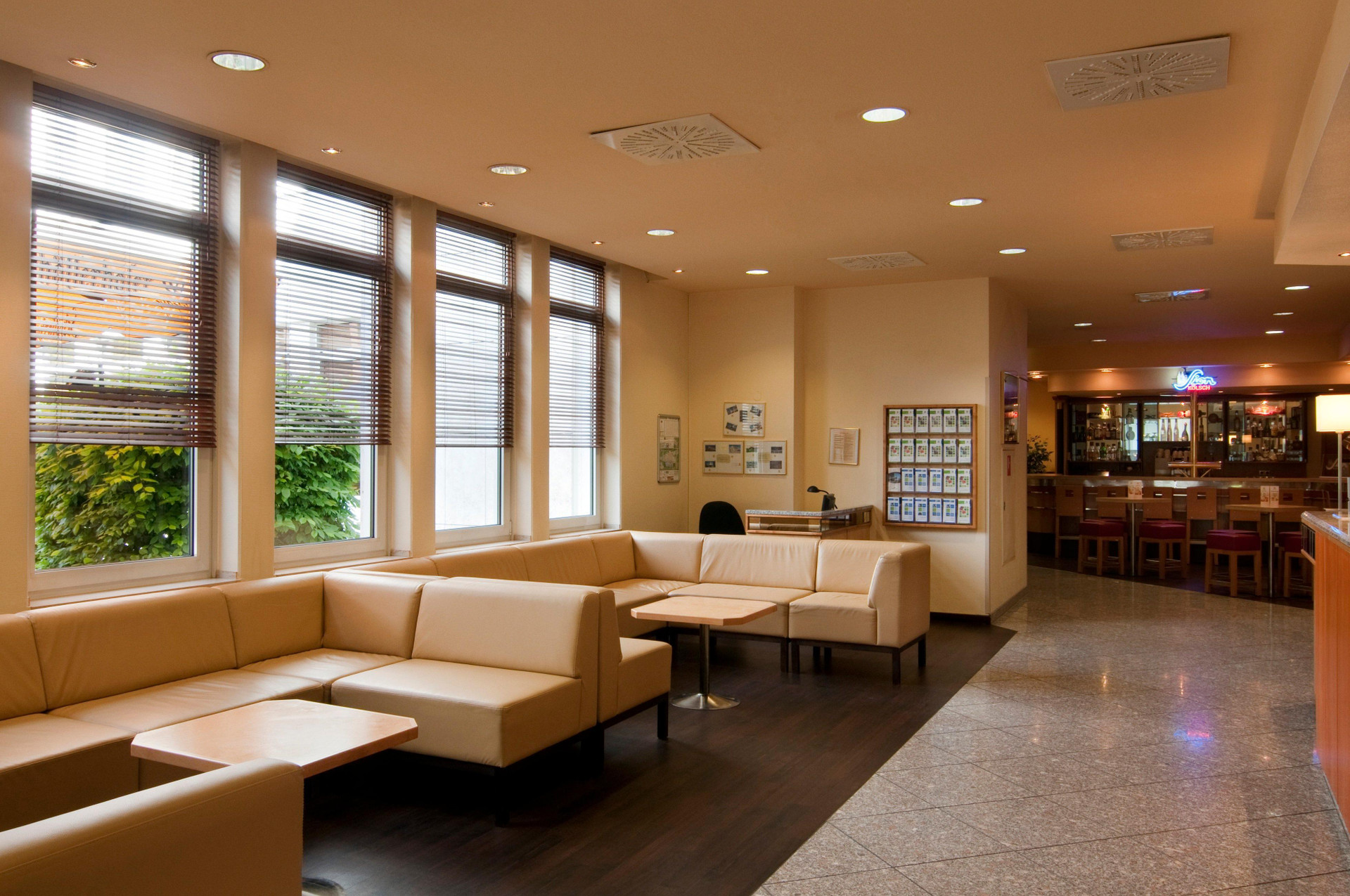 Vista Lobby Holiday Inn Frankfurt Airport - Neu-Isenburg by IHG