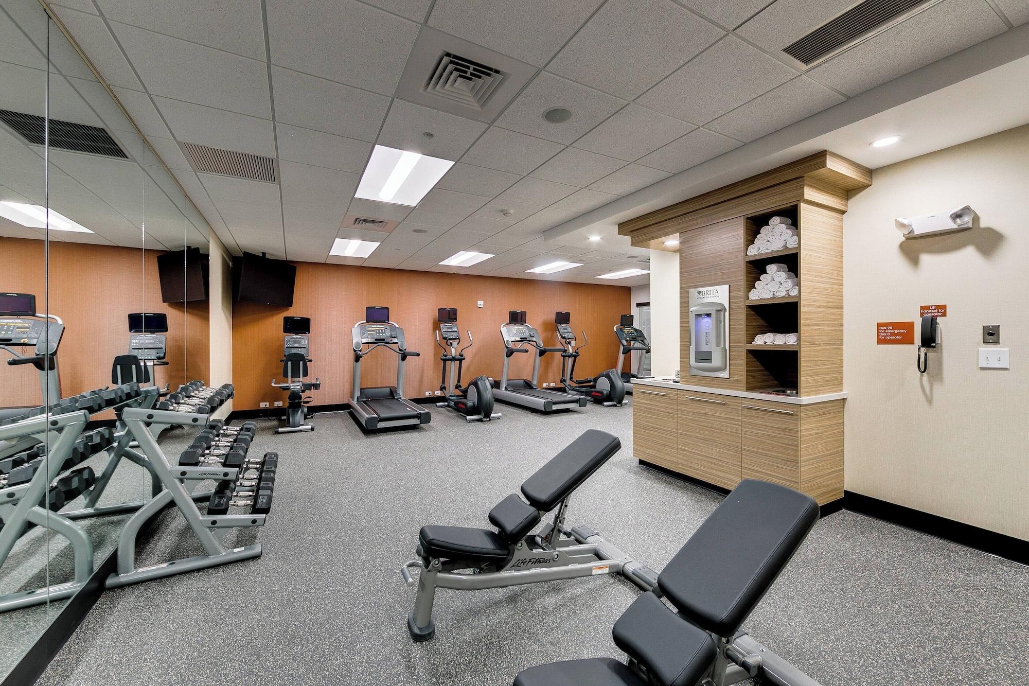Gimnasio TownePlace Suites by Marriott Kansas City Liberty
