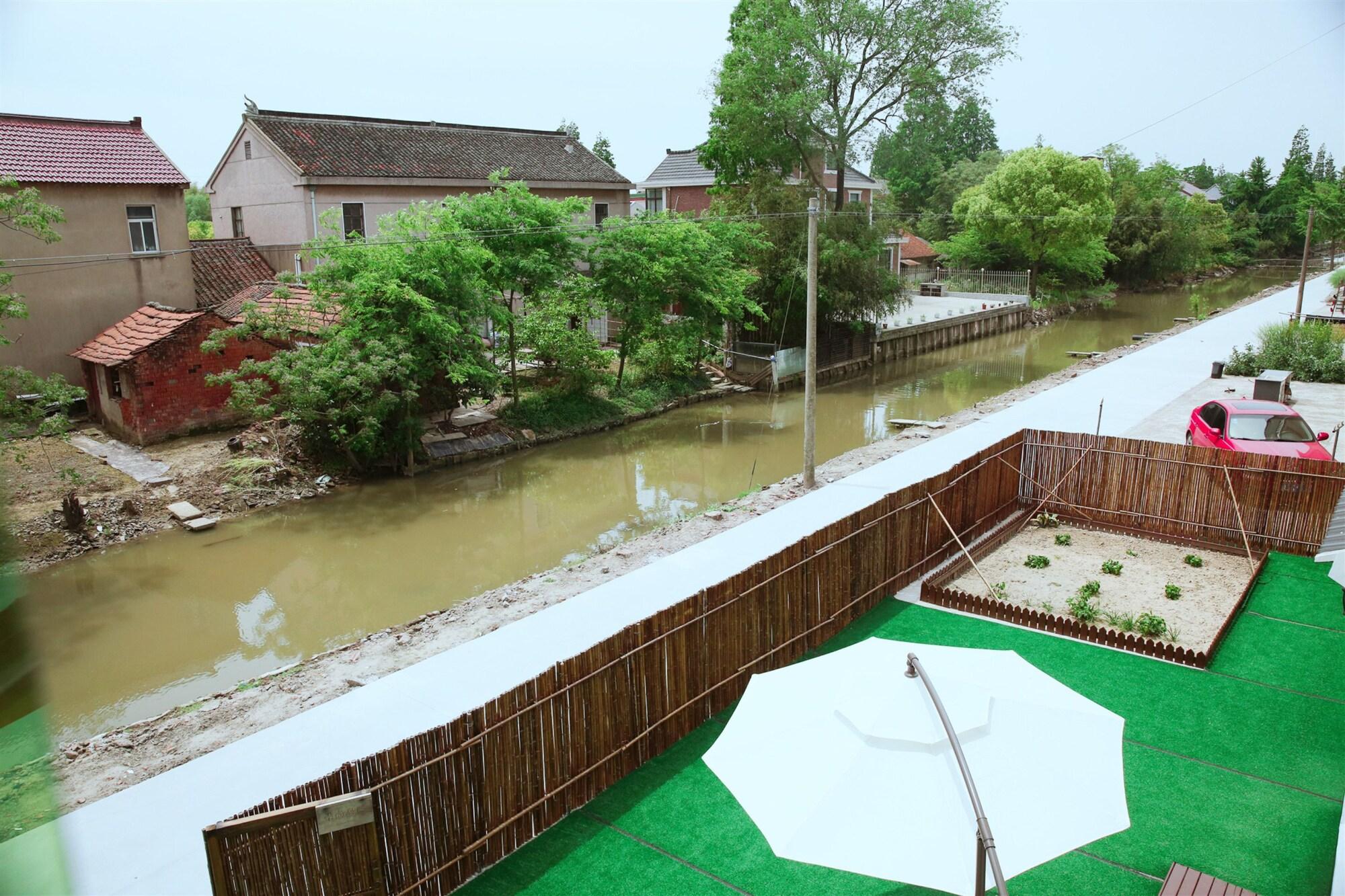 Vista Exterior CSDY Guesthouse