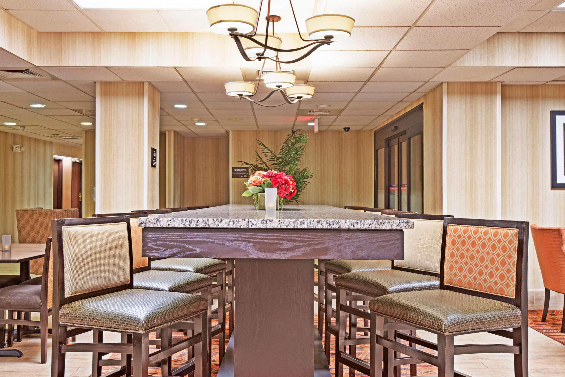 Vista Lobby Hampton Inn Huntington/Barboursville